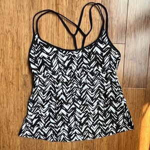 Kona Sol Women's Size Small Black White NWT Padded Adjustable Strap Tankini